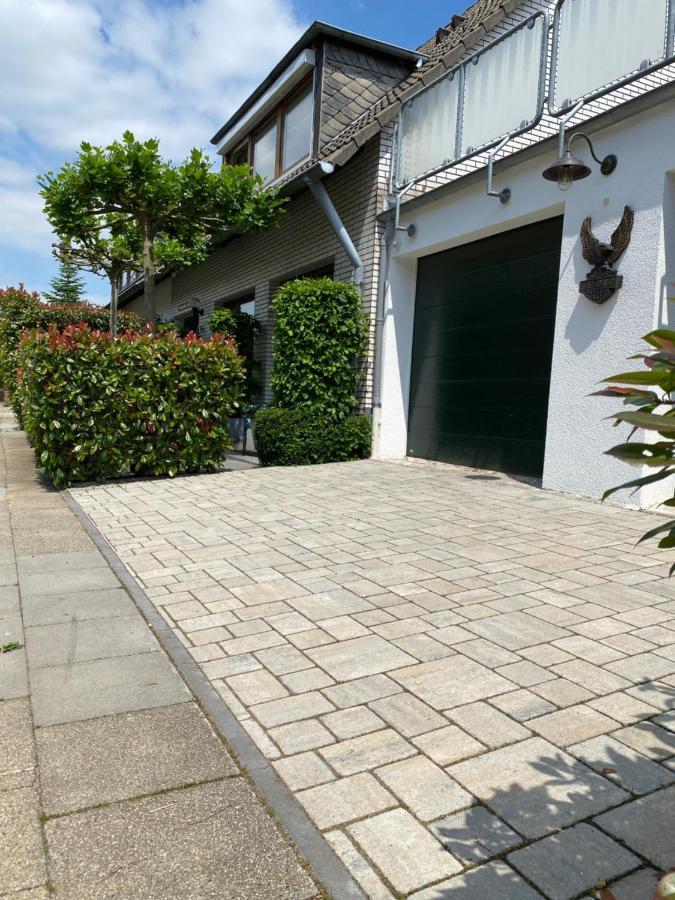 großzügige Monteurwohnung Essen Exterior foto